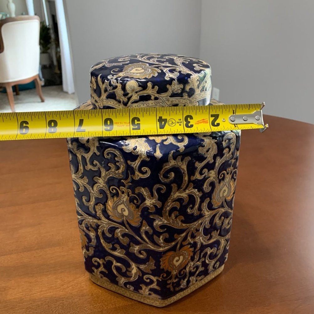 Vintage Antique Chinese Vase Urn - Picture 8 of 8